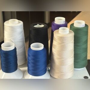 Serger Thread Lot 7 Spools Maxilock Mixed